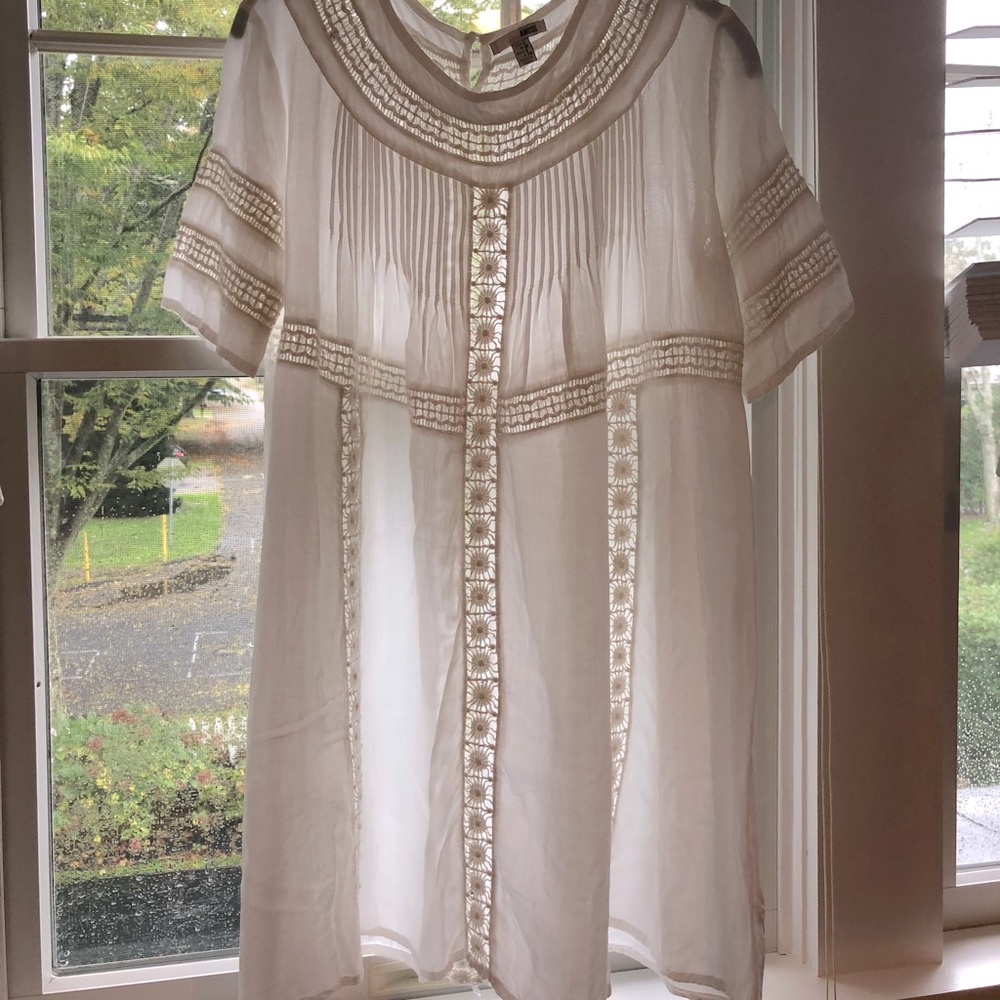 Amuse Society white mini dress size S